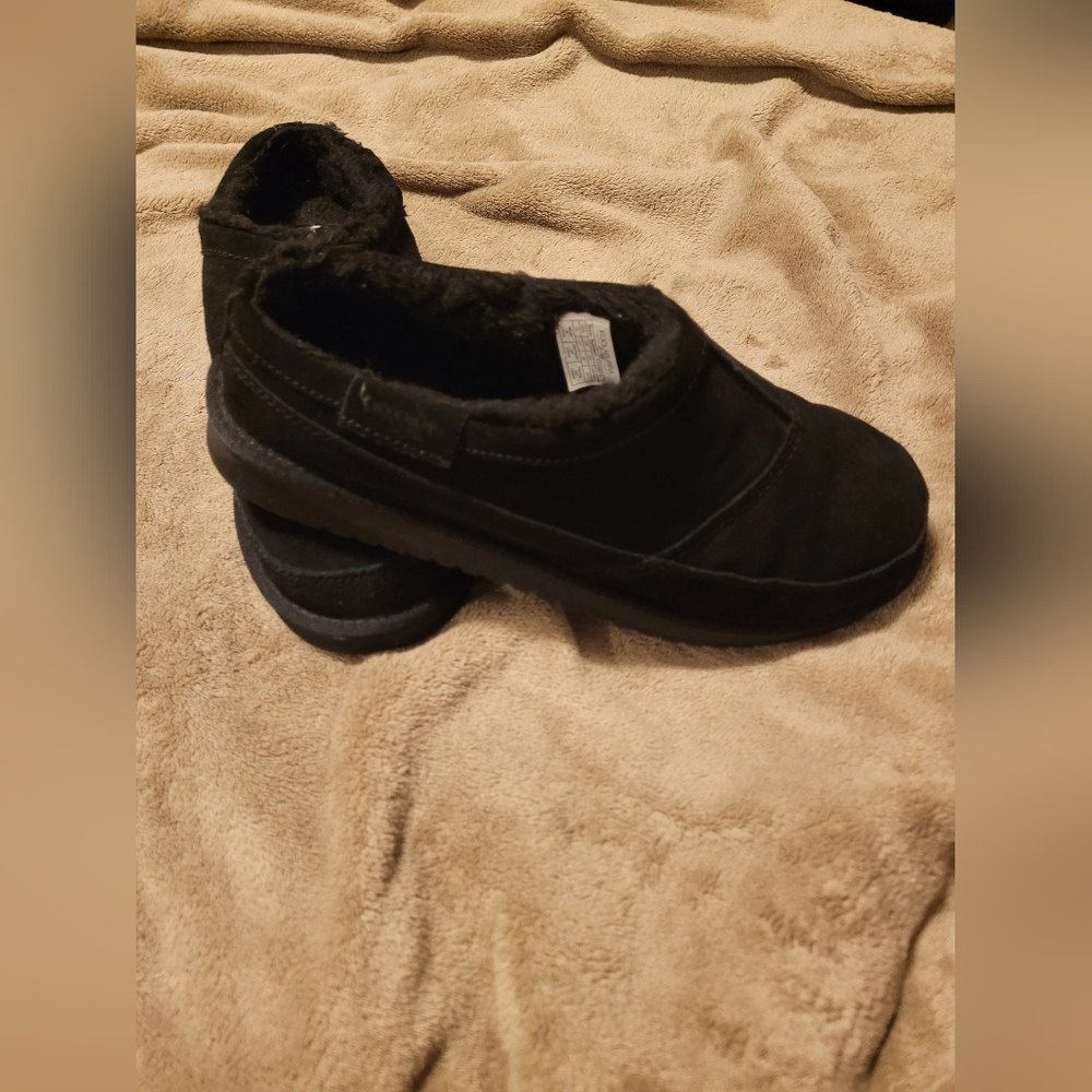 Koolaburra by ugg unisex size 12 black in wonderful shape